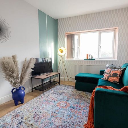 لندن Camden Apartments Next To Market And Tube Station المظهر الخارجي الصورة