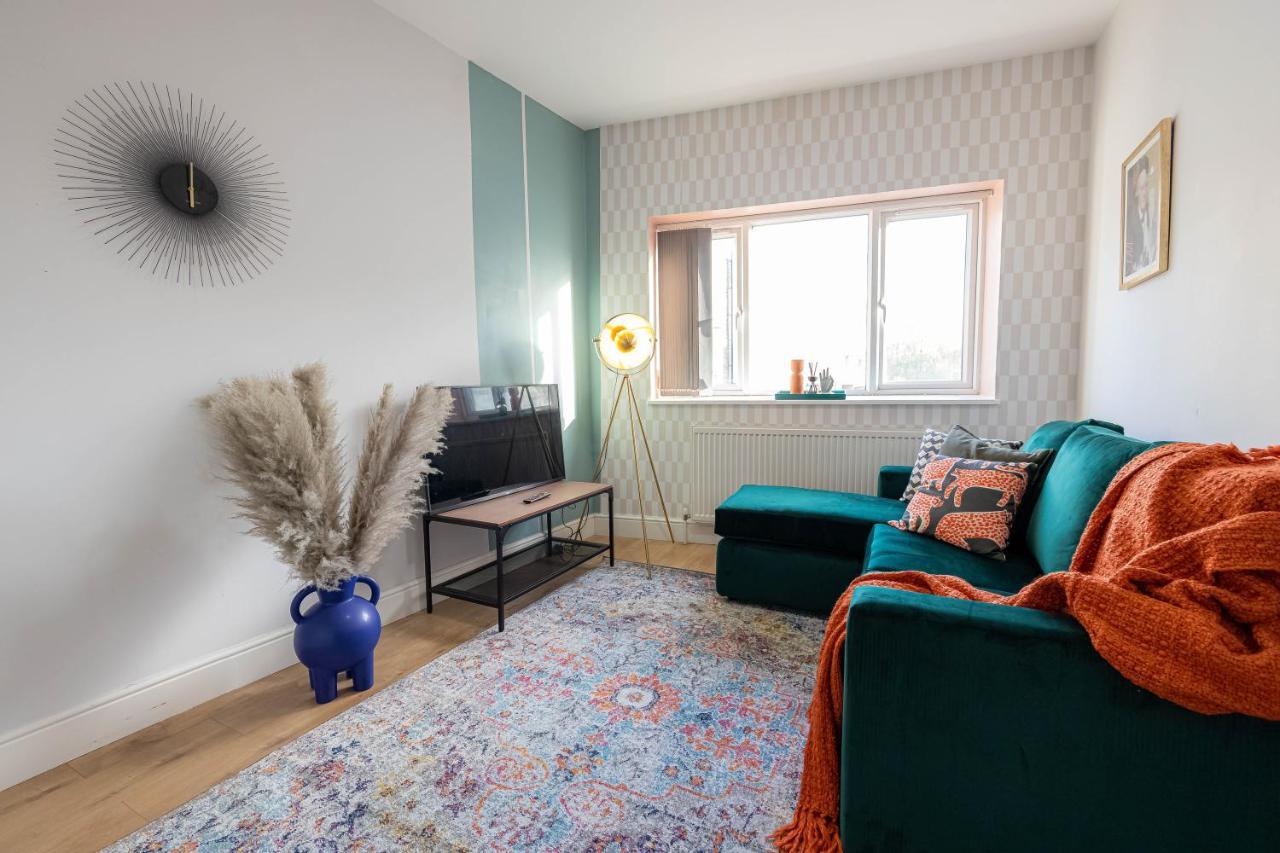 لندن Camden Apartments Next To Market And Tube Station المظهر الخارجي الصورة