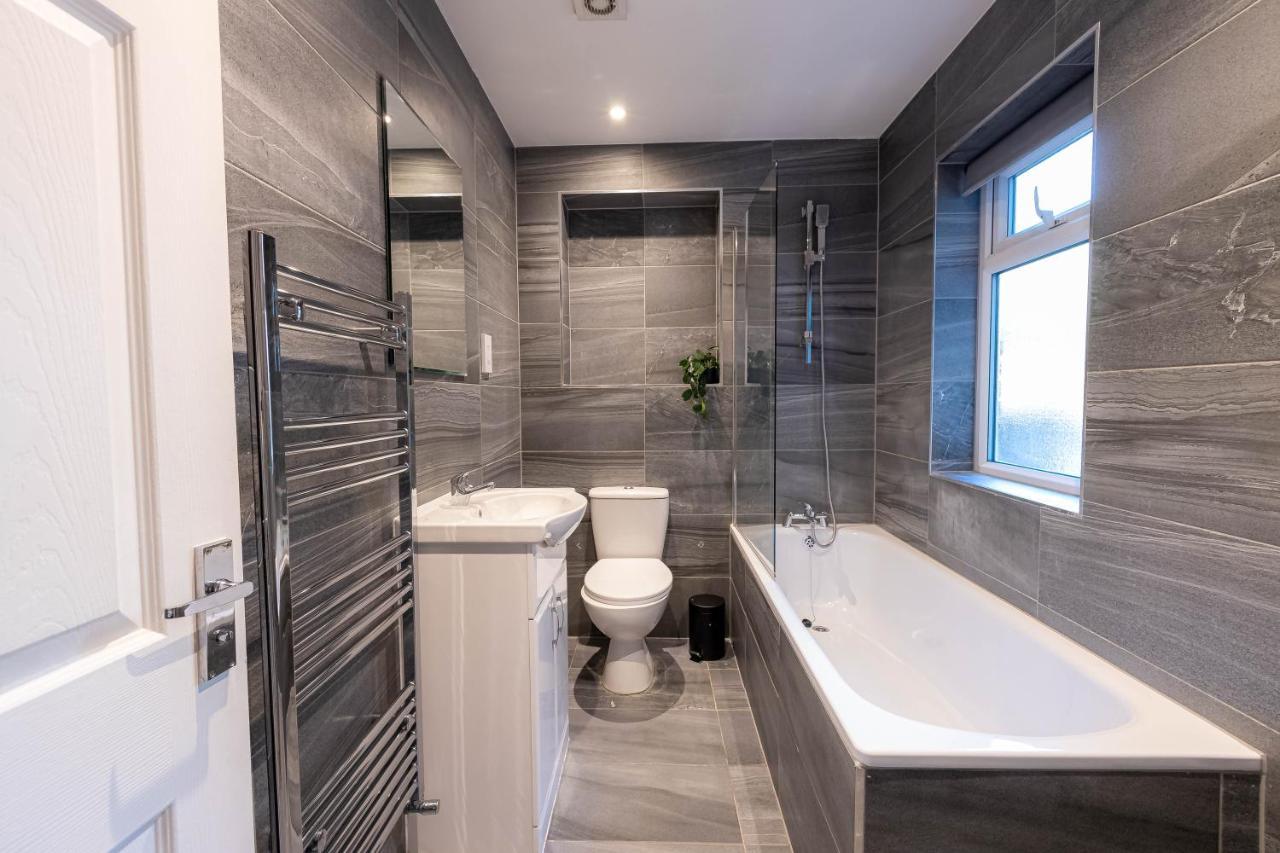 لندن Camden Apartments Next To Market And Tube Station المظهر الخارجي الصورة
