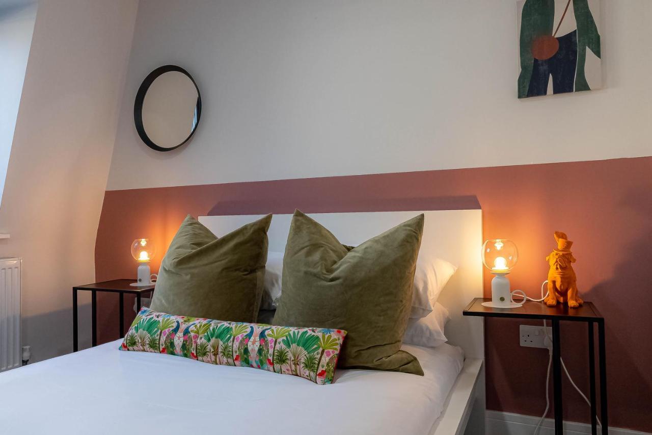لندن Camden Apartments Next To Market And Tube Station المظهر الخارجي الصورة